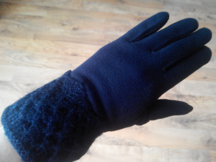 Friendship story of glove and touch screen - My, Gloves, , , Video, Longpost, Sensor