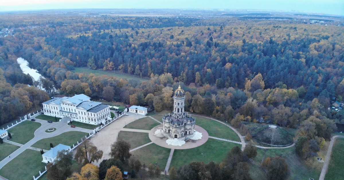 Знаменская Церковь Дубровицы 2019