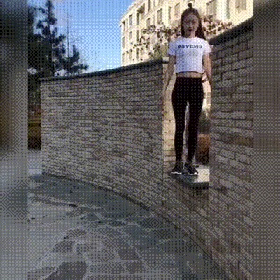 Королева шпагата.