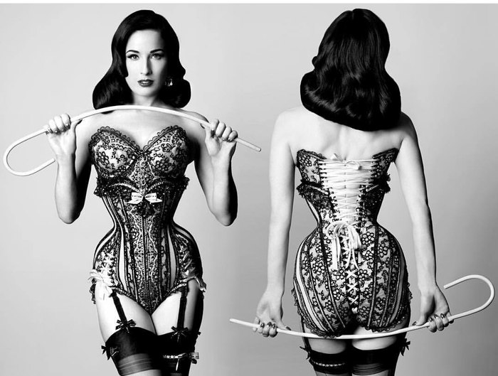 Dita Von Teese Burlesque Queen - NSFW, Dita Von Teese, Burlesque, Erotic, beauty, Brunette, GIF, Images, Longpost