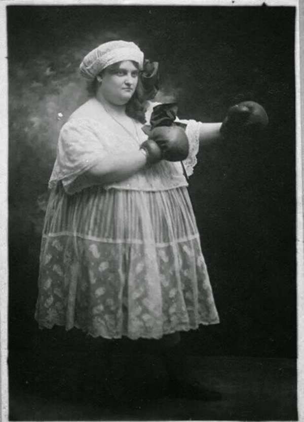 Women's boxing at the beginning of the last century is senseless and merciless. - Boxing, Women's boxing, Images, Vintage, Old photo, Longpost