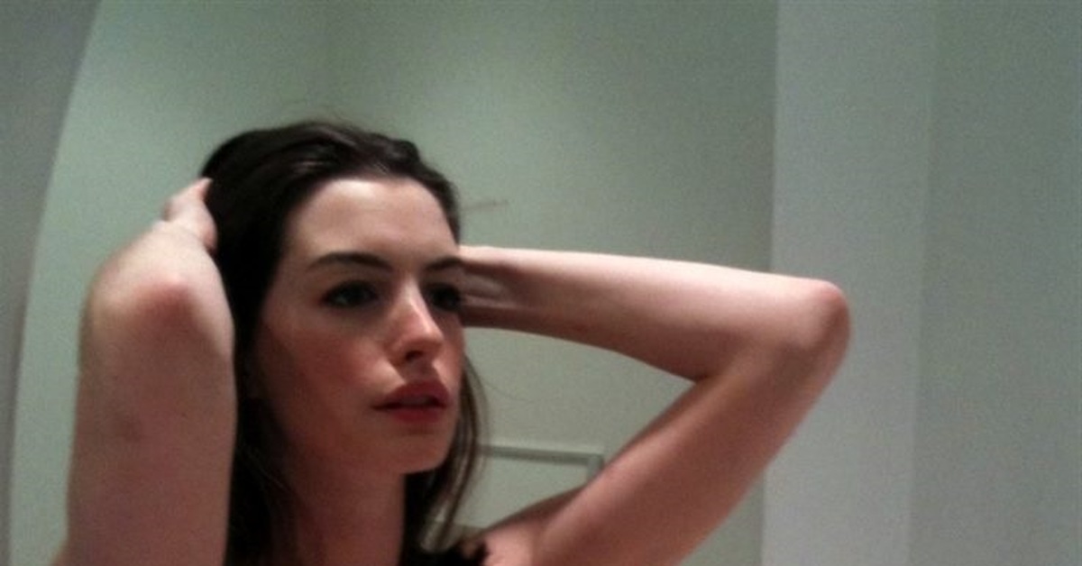 Anne Hathaway Nua