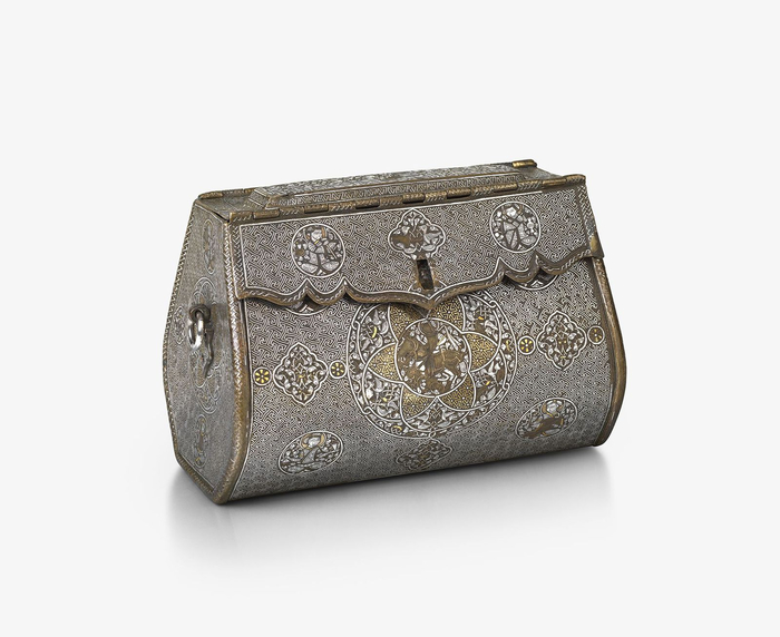 Женская сумочка модницы 14 века