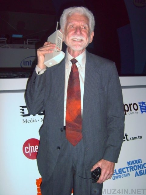 The first ever cell phone call was made to troll the competition - My, Informative, Inventions, Facts, Story, Interesting, Telephone, Technologies, Mobile phones, Longpost