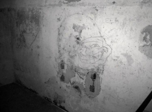 История мема "Trollface"