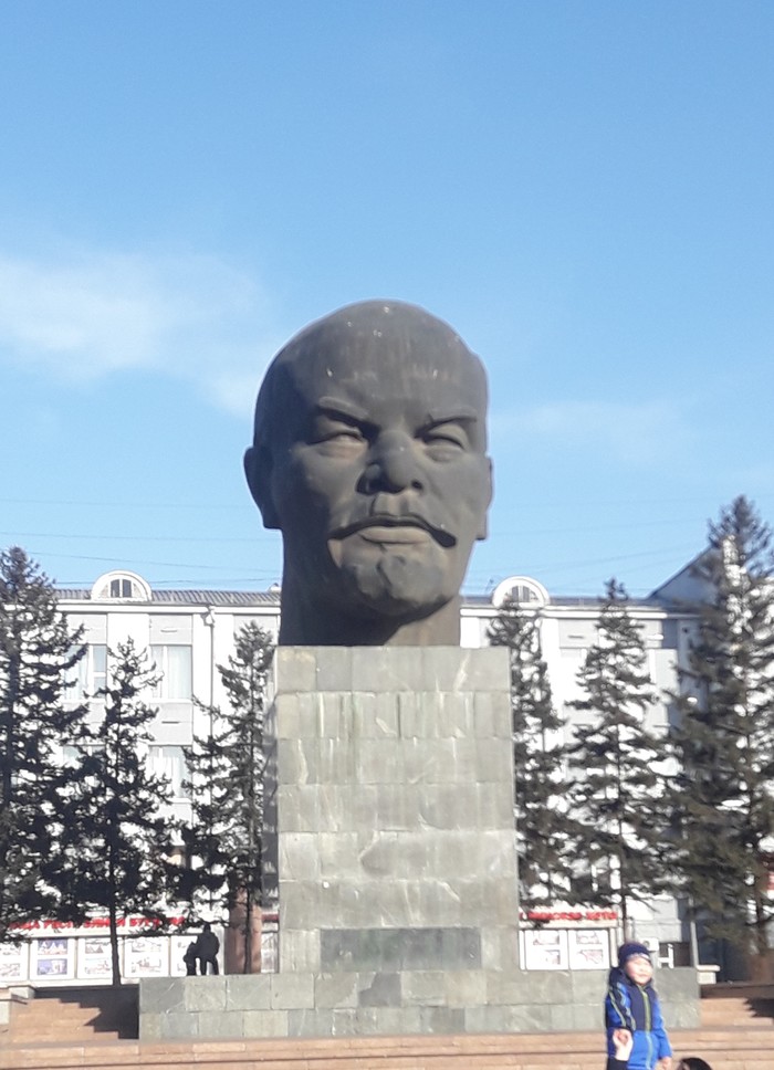 Ulan-Ude, Republic of Buryatia - Ulan-Ude, Lenin, Monument