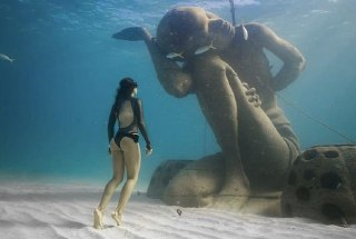 Remains of ancient civilizations - , Nassau, Bahamas, Pirates, Scuba diver, Driver
