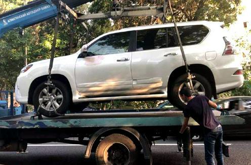 Car mirrors stolen from Kazakh singer at Denis Ten's murder site - Kazakhstan, The singers, Figure skaters, Murder, Mafia, Politics, news