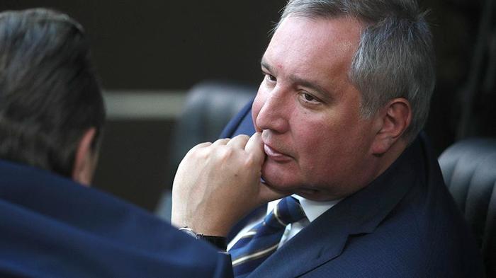 Rogozin announced the creation of the first medical unmanned tram. But it is not exactly... - Dmitry Rogozin, Khrunichev Center, Ukvz, Invitro, Tram, Drone, Development of, Technics, Longpost