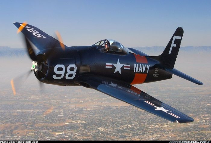 Grumman F8F-2P Bearcat.     . ,  , F8f, 