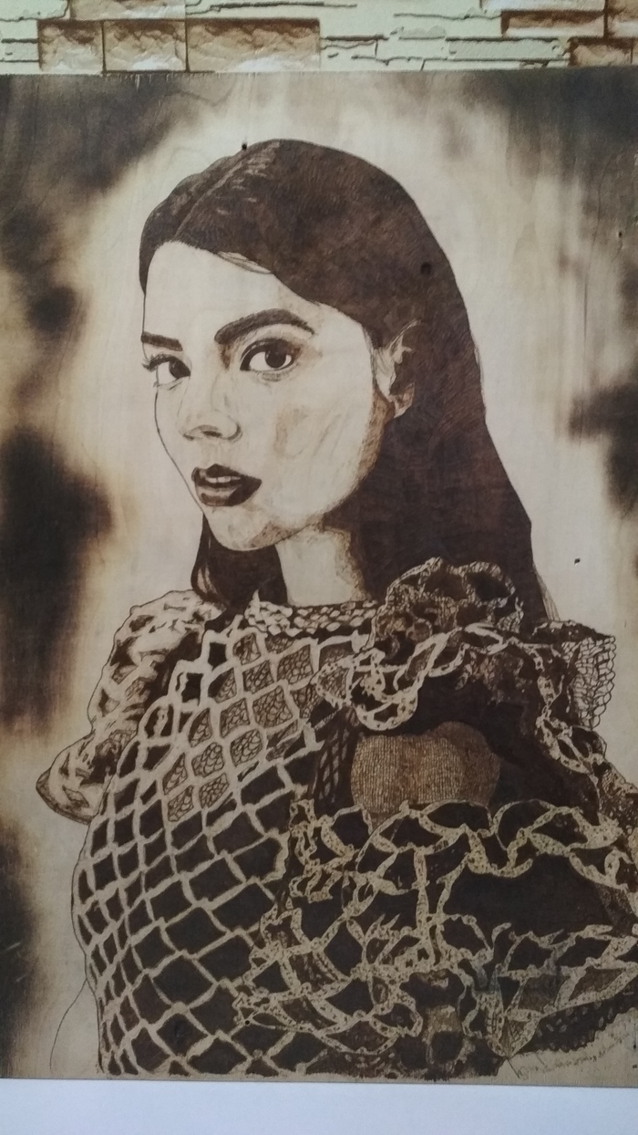 AnyaTaylorJoy ,  -, 