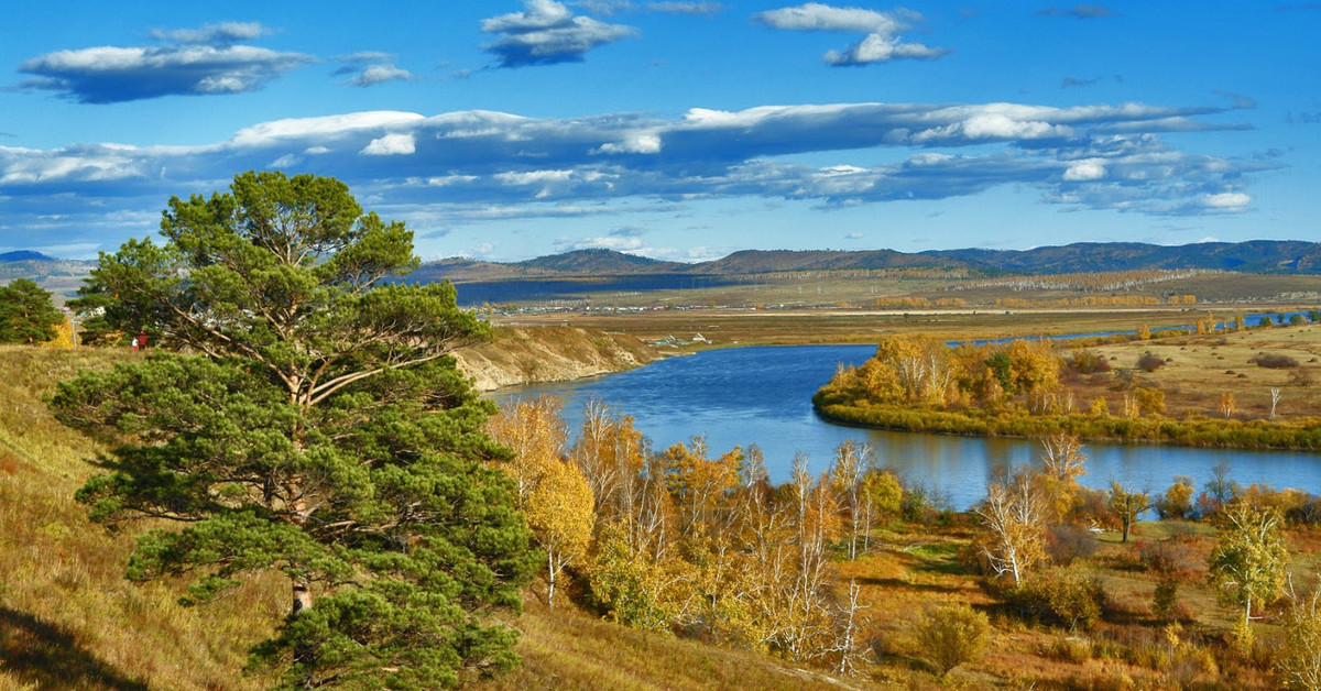 Забайкальский край фото. Забайкалье осень река Шилка. Улеты река Ингода. Озерная река Чита. Осень на реке Шилка.