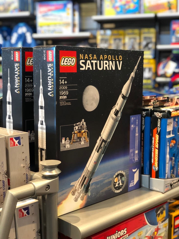    , LEGO, Saturn V, NASA, , 