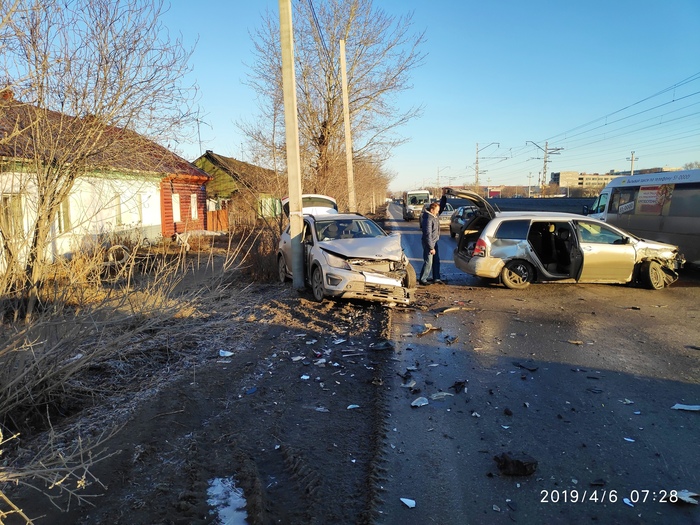 Hard accident in Omsk - Omsk, Road accident, Crash, Road, Traffic rules, Video recorder, Video, Longpost, Negative