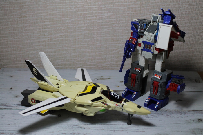 Robotech (Macross) and Robust Maximus from the 90s - My, Transformers, , , Robotech, Macross, 90th, Childhood of the 90s, Nostalgia, Longpost