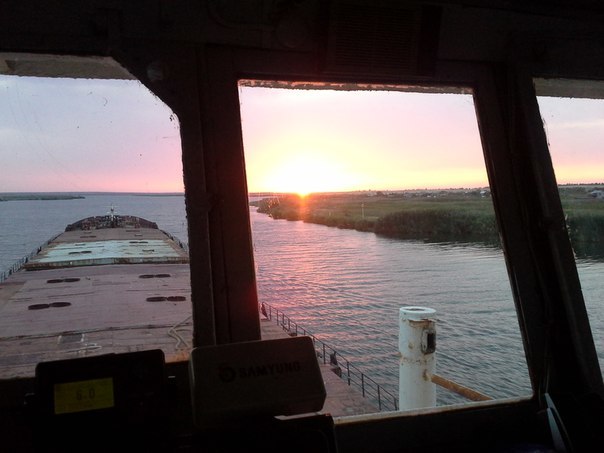 View from the wheelhouse - My, Rivermen, Helmsman, Volga river, Motor ship, Bulk carrier, Longpost