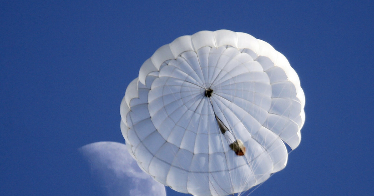 Topless Parachuting