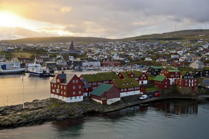 Зачем на домах делают травяную крышу? Фарерские острова, Длиннопост, Дом, Крыша, Трава