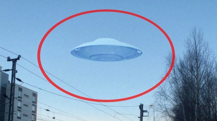 UFO landed in the center of Moscow!!! Not for the faint of heart! - My, UFO, Supernatural, news, Humor