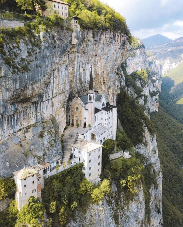 Madonna della Corona, Italy - Italy, Church, The rocks, The photo, Cliff