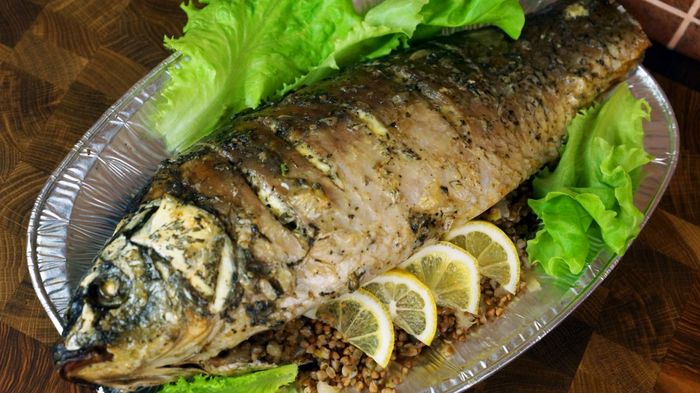 Carp baked and stuffed with buckwheat - My, With grandfather at lunch, Cooking, Carp, In the oven, A fish, Yummy, Video, Longpost
