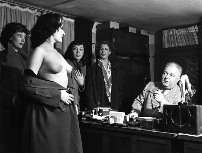 Show chest. Accepted! - NSFW, Old photo, Cabaret, Nudity, , Topless, France