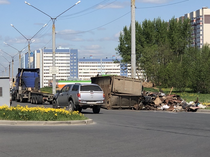 Не закреплённый контейнер - Контейнер, Перевозка, Груз