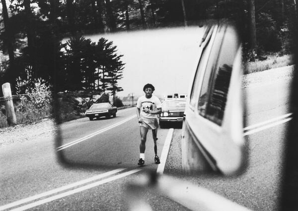 Terry Fox: Marathon of hope at the cost of life. 5373 km on one leg - My, Charity, Feat, Crayfish, Marathon, Biography, Kindness, Heroes, Canada, GIF, Longpost