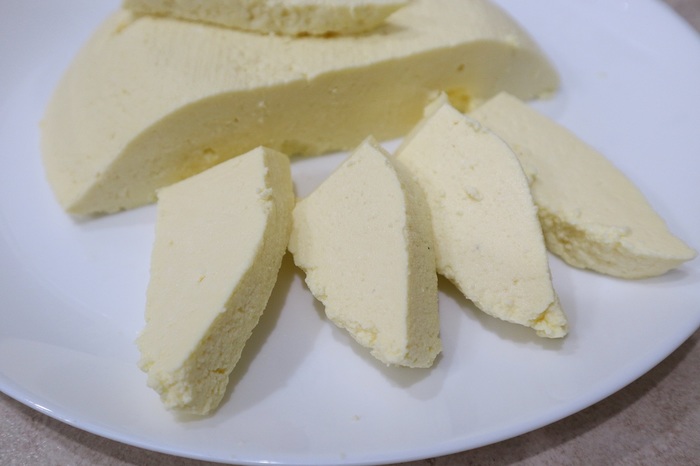 Adyghe cheese in 15 minutes - My, Cooking, Food, Cheese, Adyghe cheese, Video, Recipe, Longpost