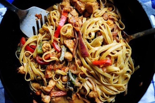 ''Spicy chicken pasta'' or Saturday bachelor's dinner. - My, Cooking, Noodles, Longpost, Recipe