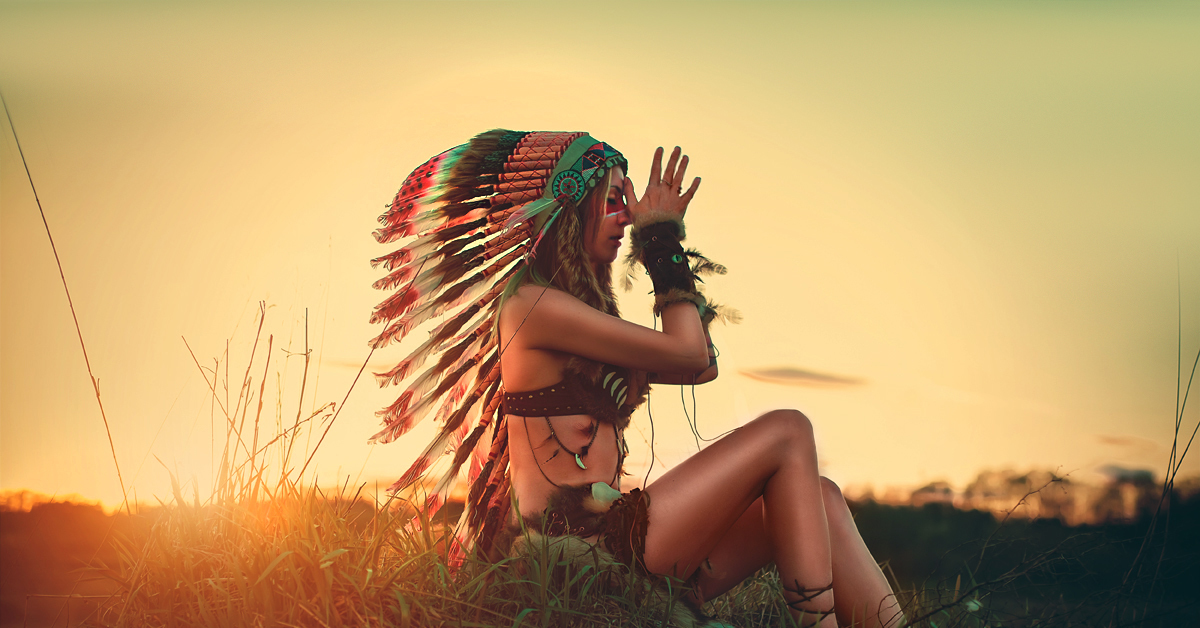 Индейцы природа. Красивые девушки индейцы. Индейцы Эстетика. Индеец девушка Эстетика. Красивые девушки индейцы природа полуобнажены.