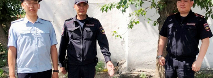 In Ulan-Ude, police rescued a toddler who fell into a sewer well - Ministry of Internal Affairs, Well done, Police, Ulan-Ude, Buryatia, The rescue, news