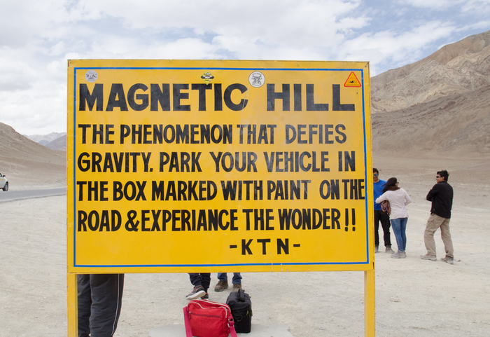 Magnetic Hill Scientists explain one of the most unusual gravitational phenomena in the world - My, India, , Kashmir, Ladakh, Video, Longpost