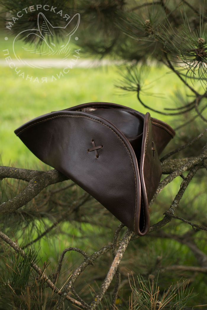 Две треуголки Ручная работа, Шляпа, Кожа, Своими руками, Длиннопост, Треуголка, Рукоделие без процесса