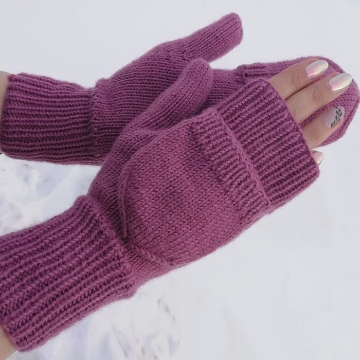 Утепляемся на зиму: вяжем варежки, носки и шарф
