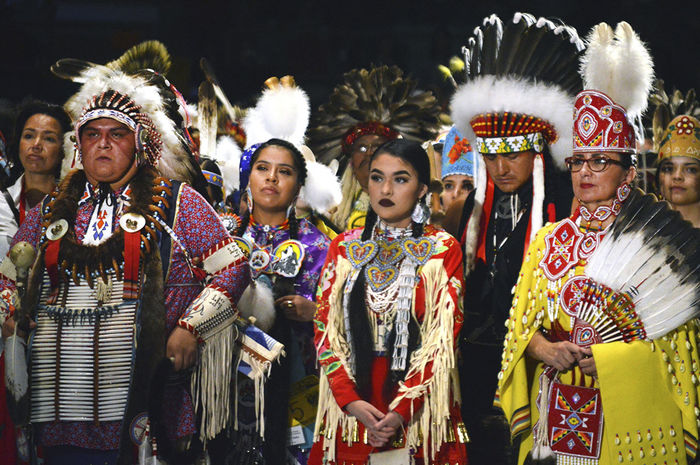 Native American hopelessness. How do Indians get along with whites? - USA, Indians, Native Americans, Риа Новости, Longpost