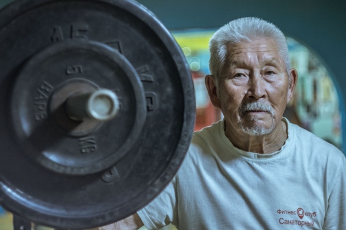     83             , , , 