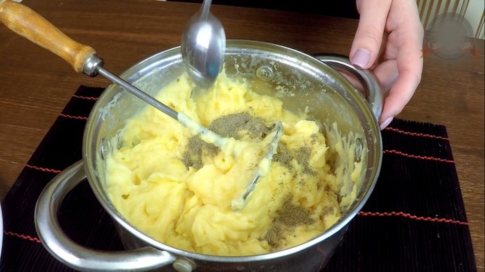 Отбивное мясо в соусе под пюре С дедом за обедом, Вкусно, Видео, Длиннопост, Отбивная, Пюре, Рецепт
