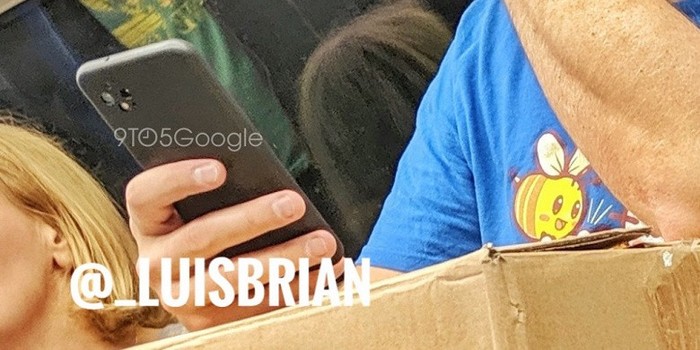 Photo of the Day: A real Google Pixel 4 spotted on the London Underground. - Google, Draining, Google pixel, Google pixel smartphone