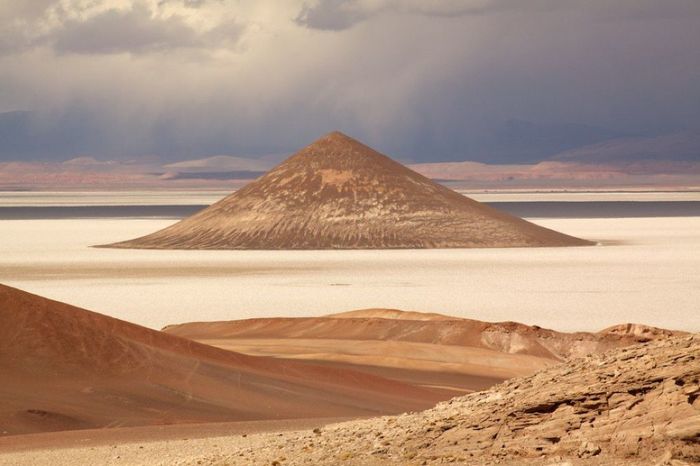 Cono de Arita: Surreal Pyramid in Argentina - Argentina, Beautiful view, Interesting places