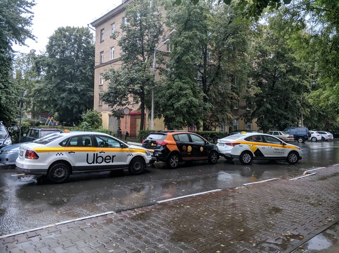 Coincidence!? - Car sharing, Uber, Car, Taxi, Yandex Taxi, Auto, My, Moscow, Road accident