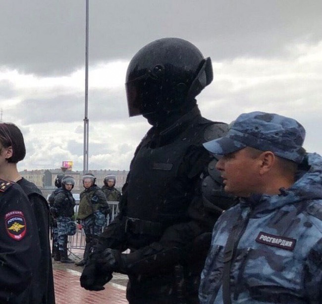 The latest developments in the protection of the population - Moscow, Robocop, Rosgvardia, Longpost