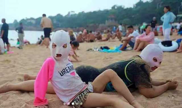 Facekini, increasingly gaining popularity on the beaches of China... . - China, Chinese, Swimsuit, Costume, Mask, Oddities, Interesting, , Longpost