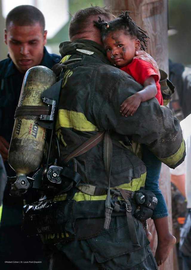 Real heroes! - Fire, Firefighters, The rescue, Children, USA, In the end, everyone is alive, Longpost