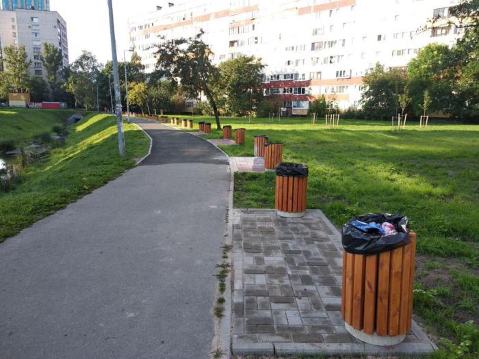 Need more urns - Trash can, Saint Petersburg, Purity