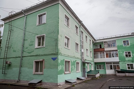 Billionaire and philanthropist Vladislav Tetyukhin lived in this house in the Ural city of Verkhnyaya Salda - Vladislav Tetyukhin, Billionaires, Upper Salda, Titanium