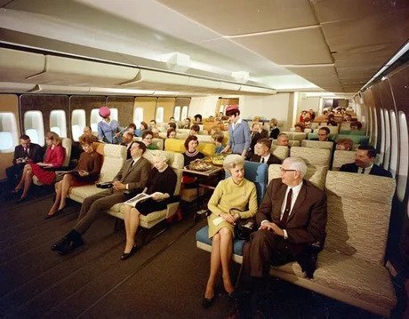 Economy class airline Pan Am in the 70s - Airplane, Economy Class, Past, Comfort, The photo