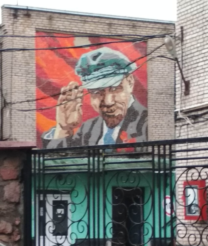 Муж Крупской, дедушка всех октябрят