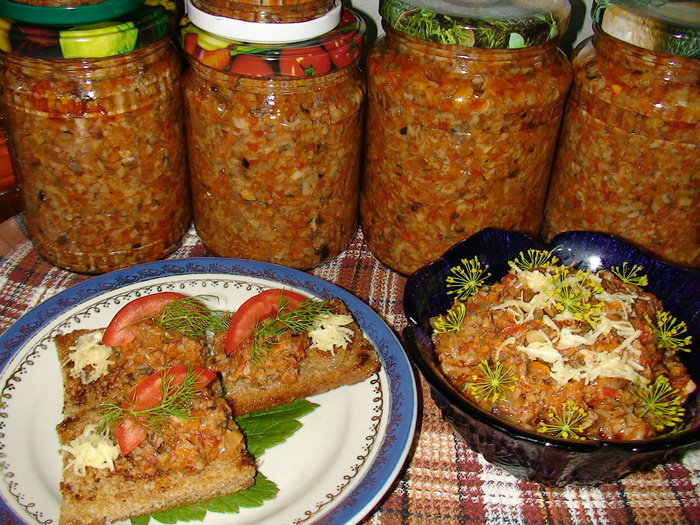 Настоящая закусь - вкусная грибная икра с морковью и луком через мясорубку