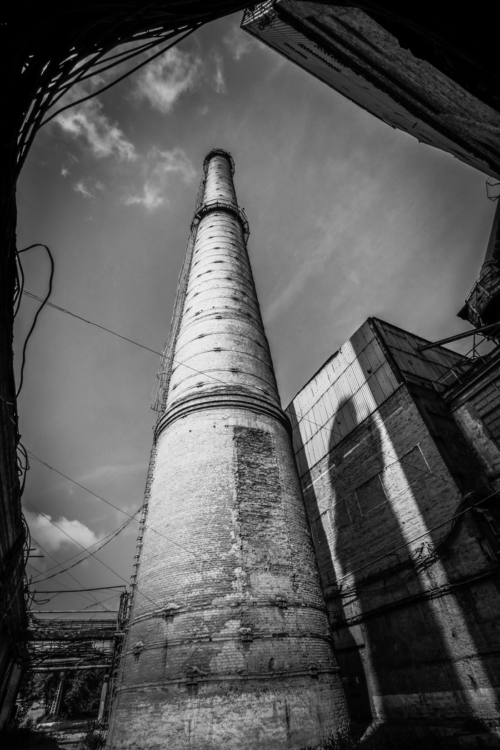 Abandoned cement plant in Spassk-Dalniy - My, The photo, Black and white, Black and white photo, Spassk-Dalny, Cityscapes, Abandoned factory, Longpost, Street photography